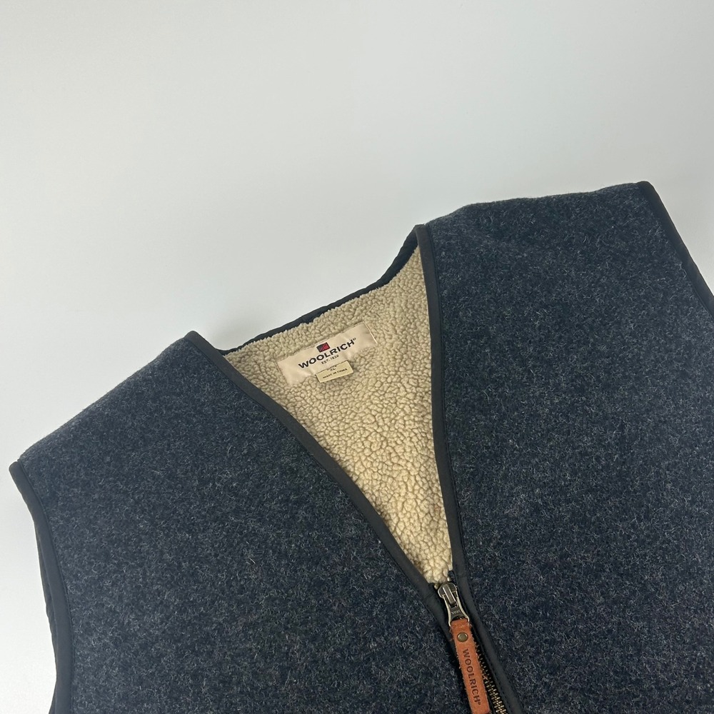 Woolrich Mens XL Charcoal Grey Wool Blend Sherpa Lined Full Zip Vest